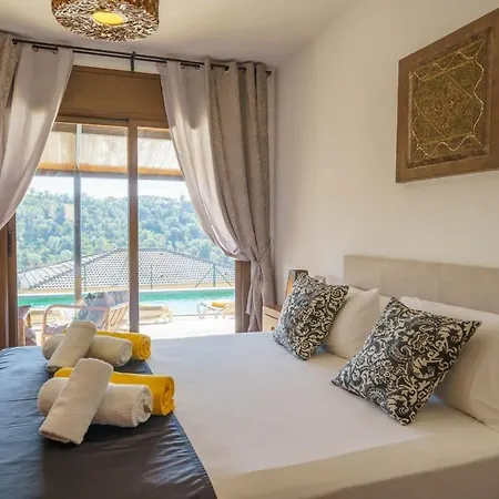 Silence Lux With Pool In Nature And Aircon