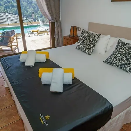 Villa Silence Lux With Pool In Nature And Aircon Massanet De La Selva