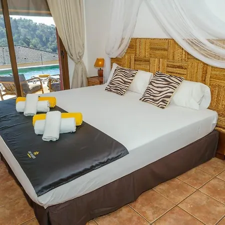 Silence Lux With Pool In Nature And Aircon *